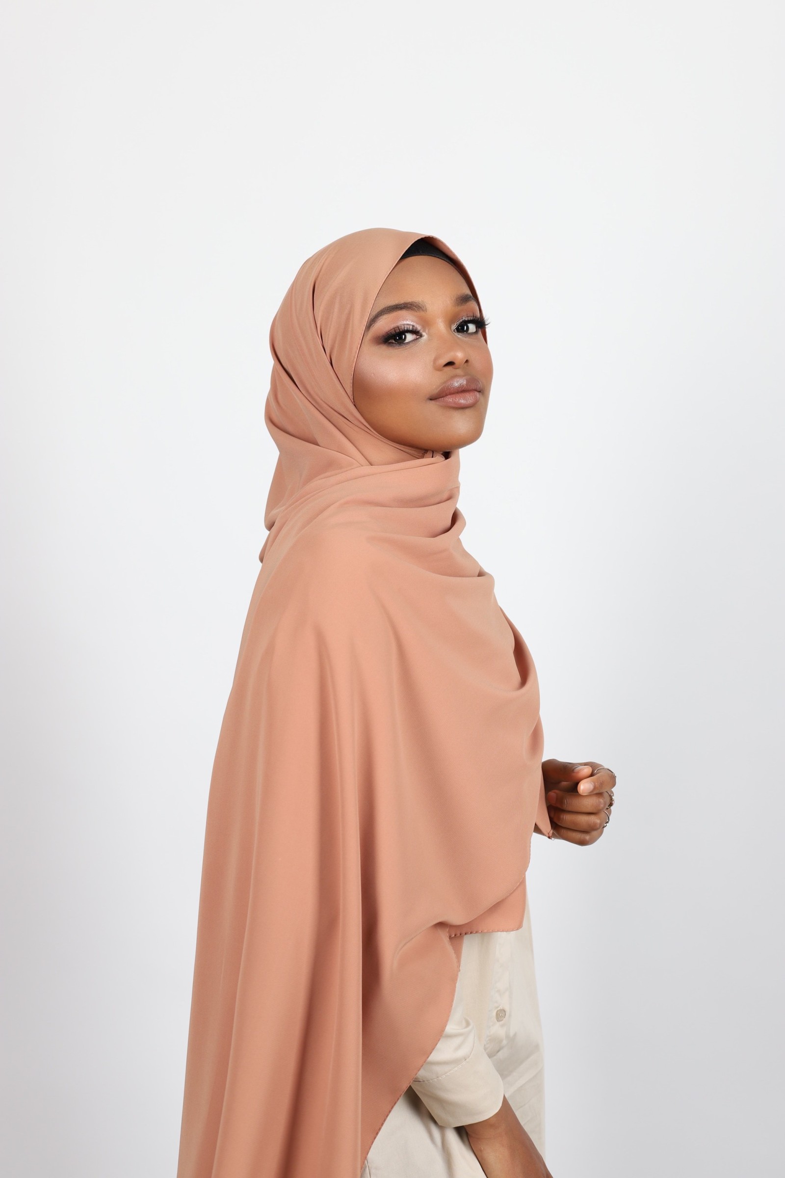 Hijab soie de medine caramel