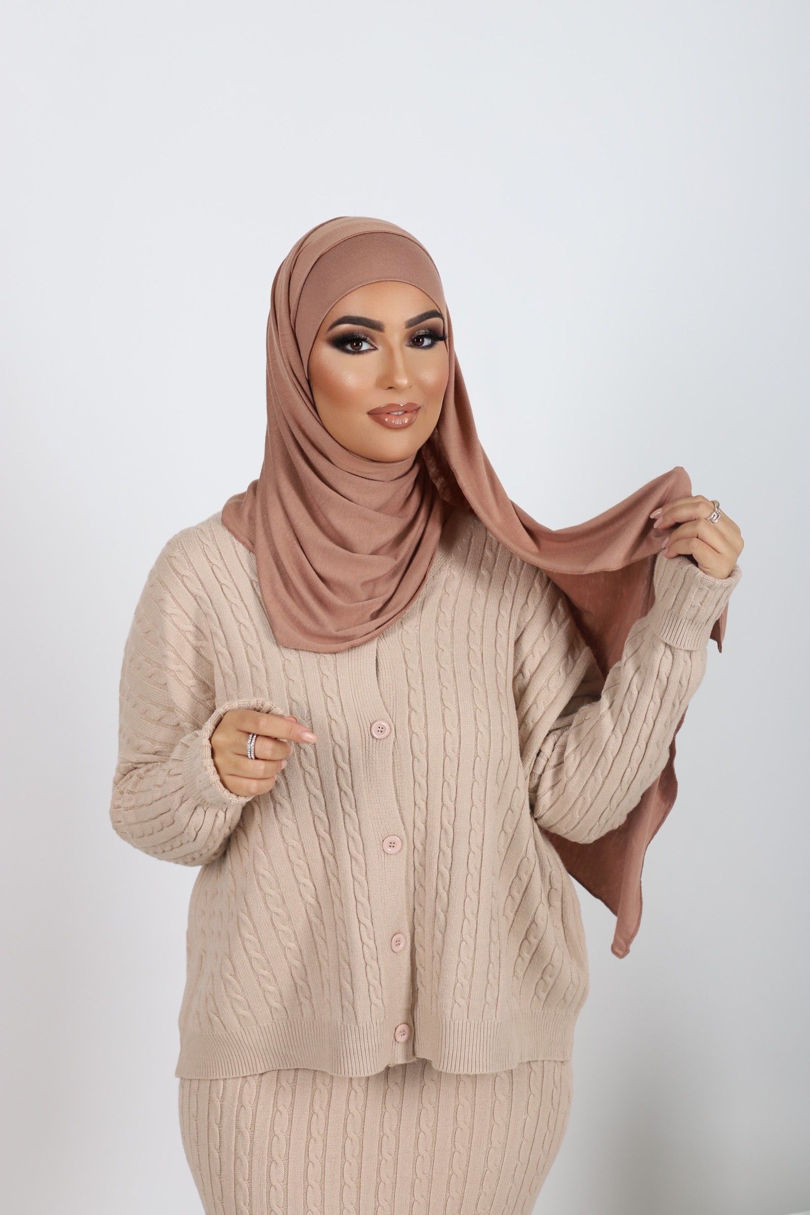 Hijab a enfiler camel