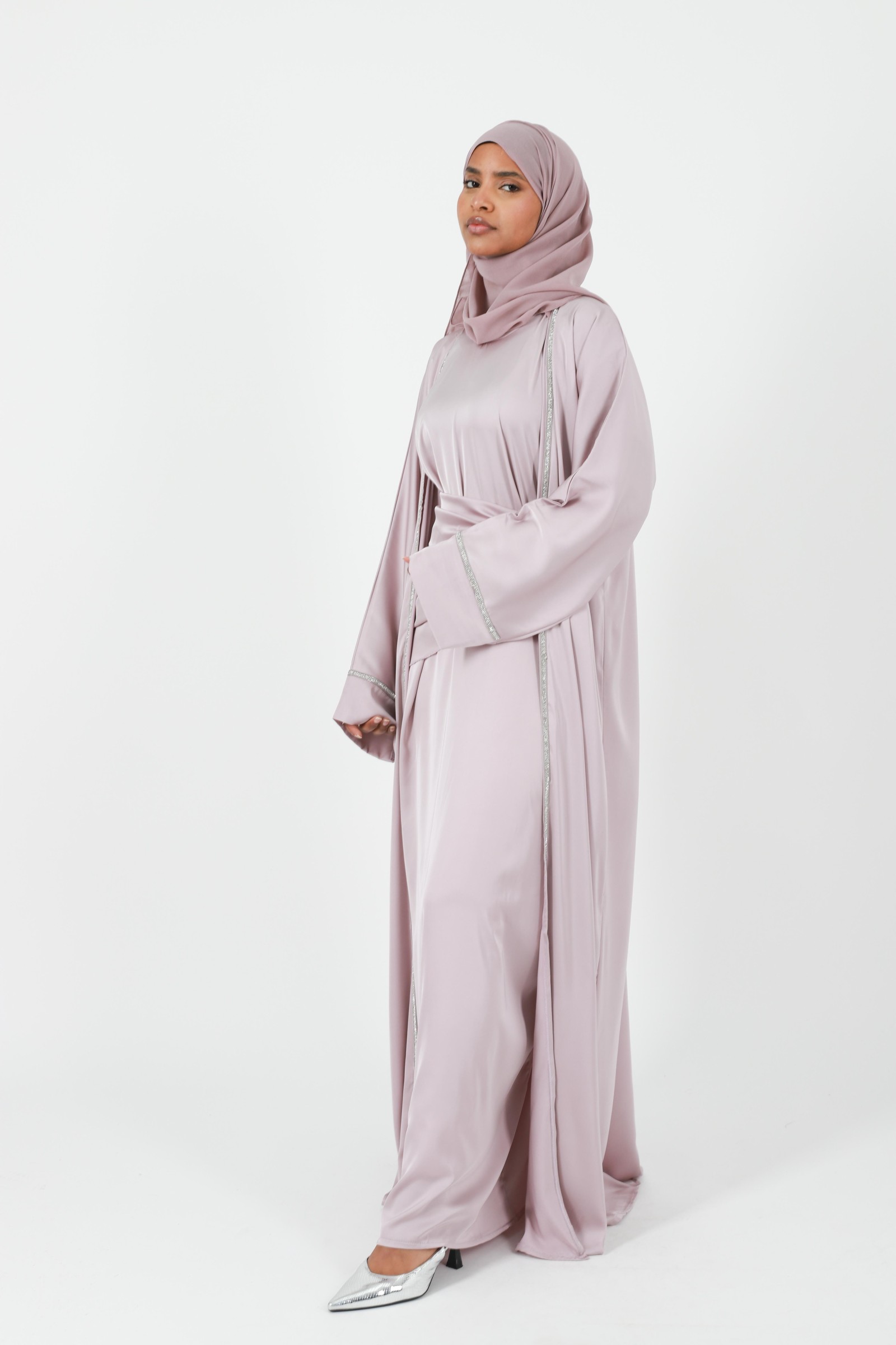 Abaya dubai  tenue de fête pour femme musulmane modeste et élégante