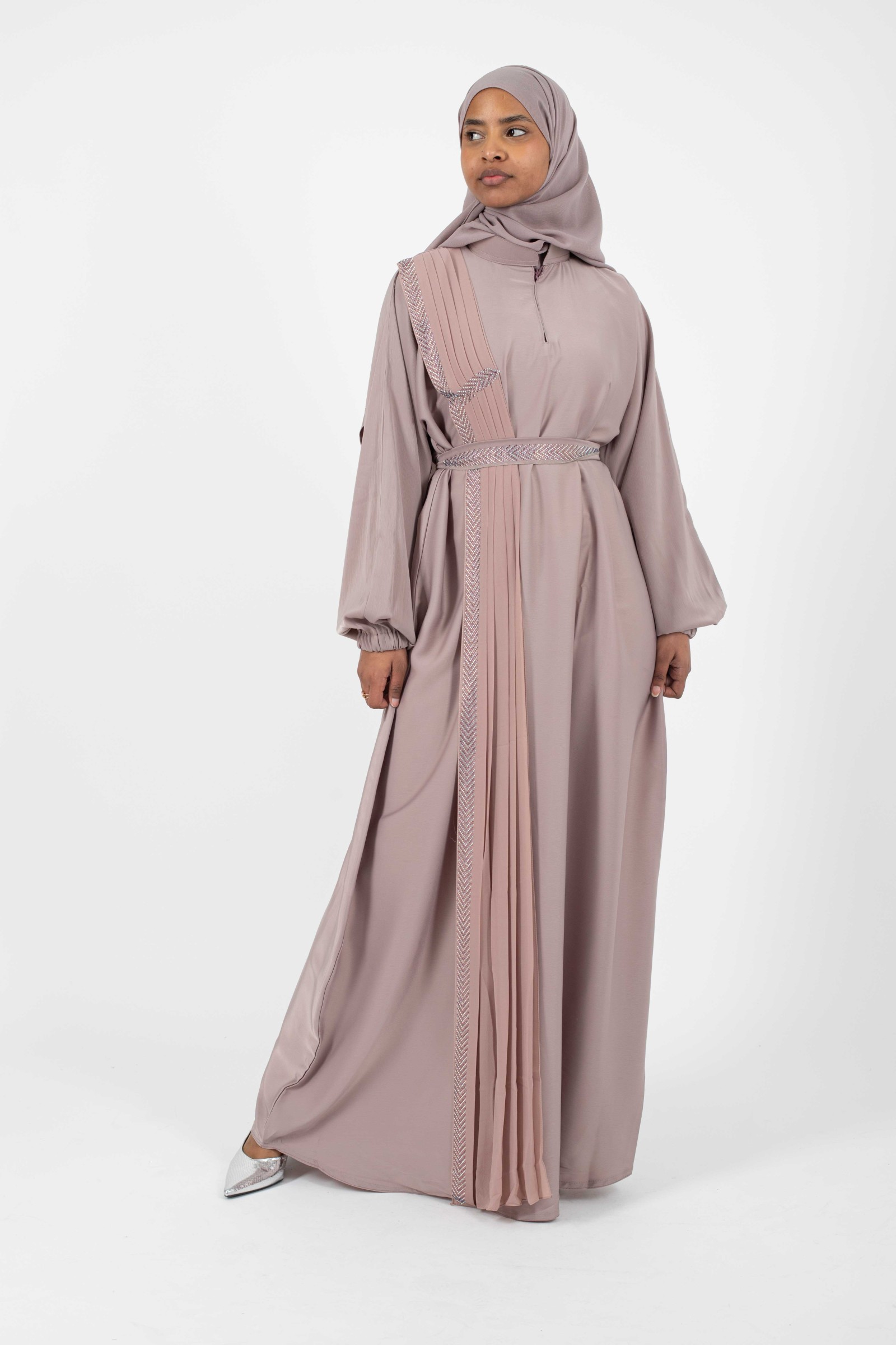Abaya dubai femme musulmane chic et moderne
