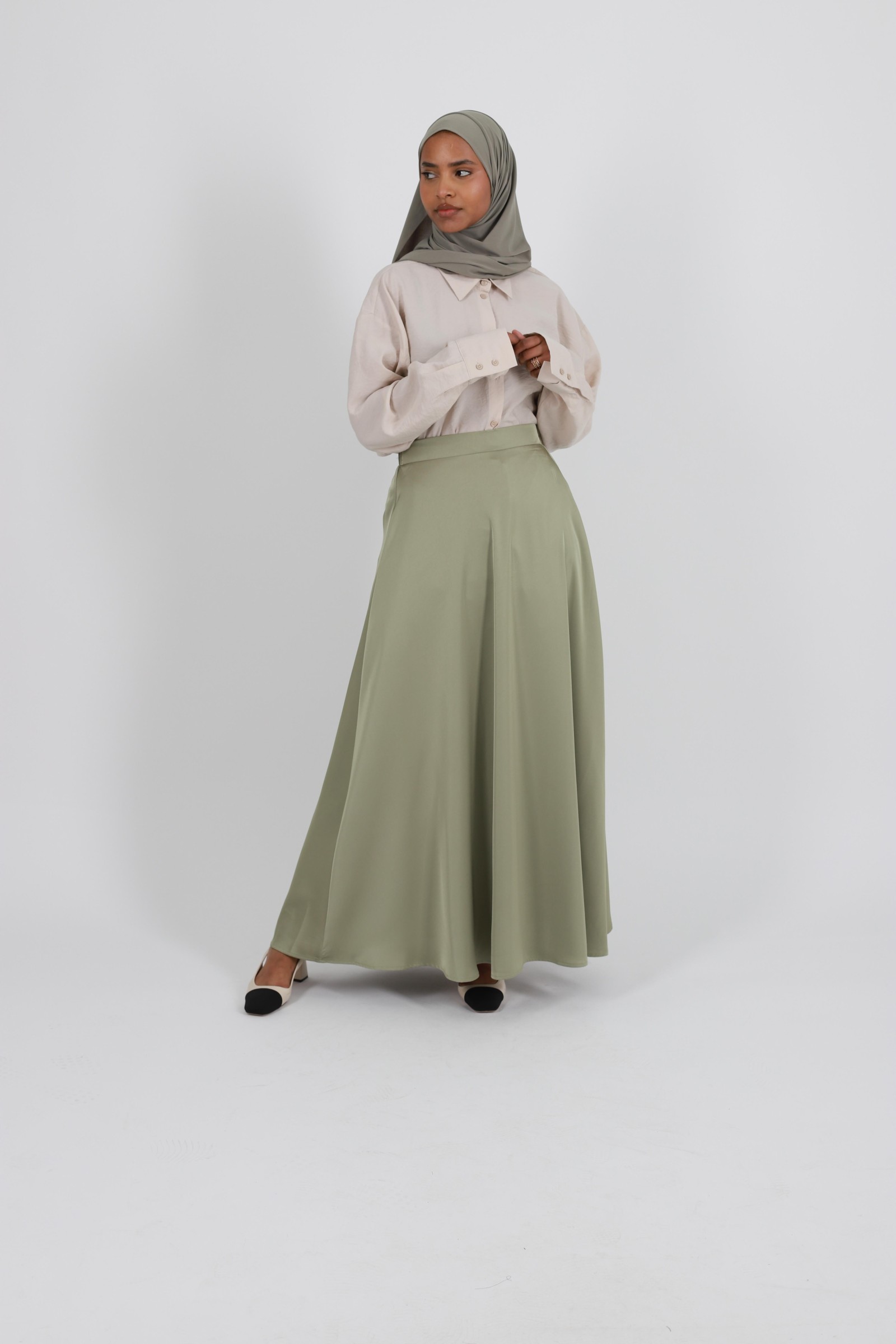 Long flared satin skirt chic Muslim women s skirt